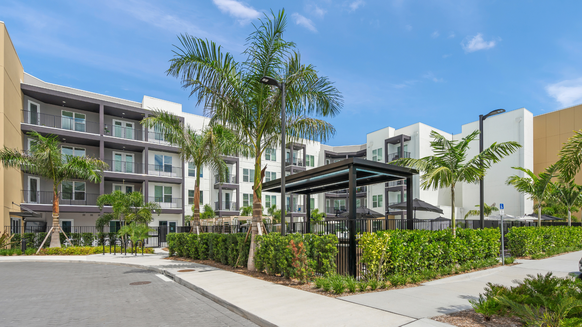 Bahia Vista Carousel12